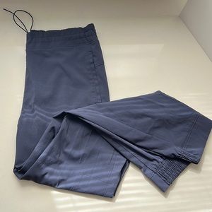 Columbia Blue Omni-Shield Pants  Size Large